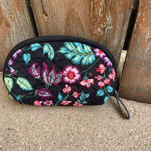 Vera‎ Bradley Plastic Lined Zipper Cosmetic Bag Black Floral Print